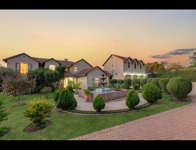 7 BEDROOM HOUSE FOR SALE IN CHARTWELL A.H.